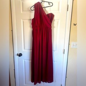 Beautiful Charlotte Russe, wine red,off the shoulder, flowey dress. Size: XL